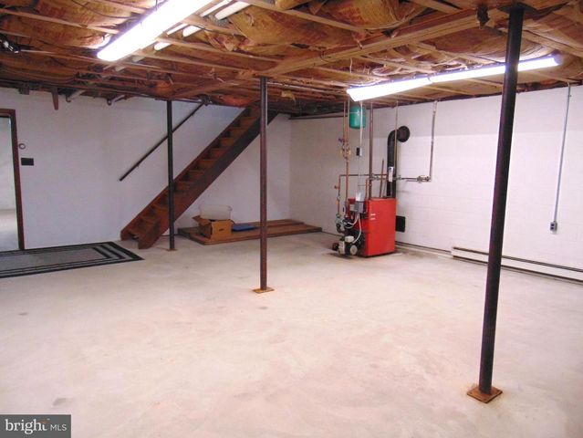 2029 REED RD, Knoxville, MD 21758