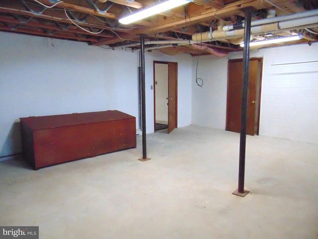 2029 REED RD, Knoxville, MD 21758