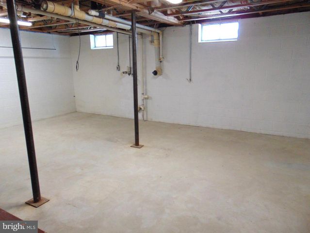 2029 REED RD, Knoxville, MD 21758