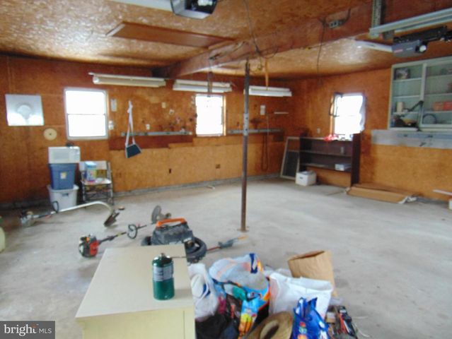 2029 REED RD, Knoxville, MD 21758