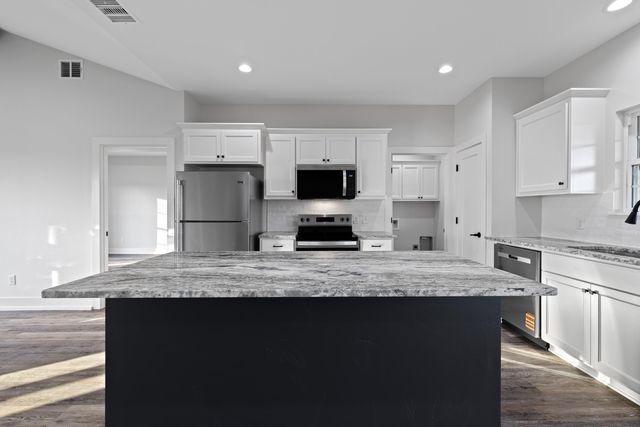 623 CR 310, De Berry, TX 75639