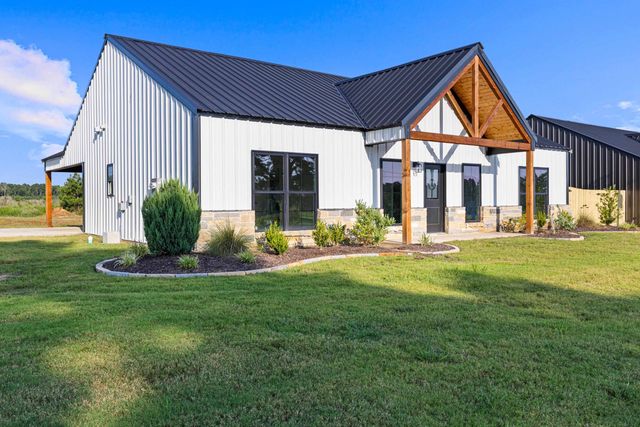 623 CR 310, De Berry, TX 75639