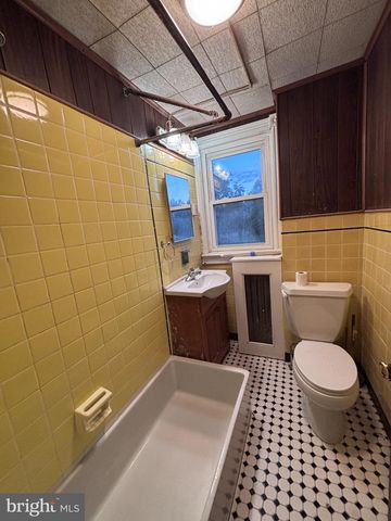 100 PARK LN, Hamilton Twp, NJ 08609