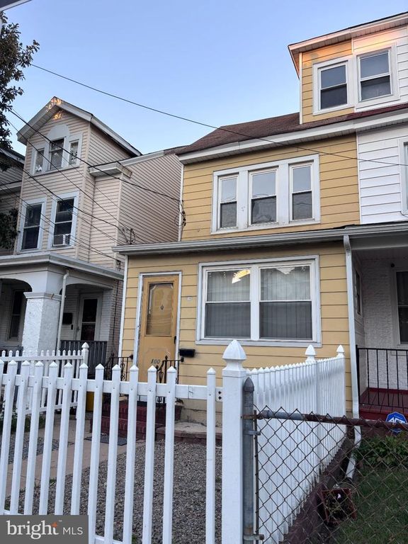 100 PARK LN, Hamilton Twp, NJ 08609