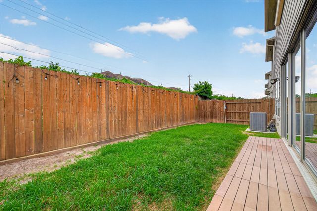 4007 Delta Rose Street, Houston, TX 77018