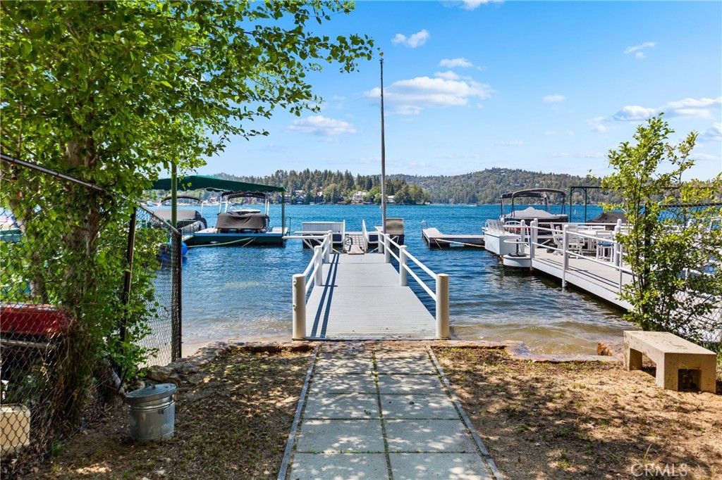 Image 1 of property listing at 211 S211, Lake Arrowhead, CA 92352