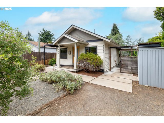 5805 Ne SHAVER St, Portland, OR 97213