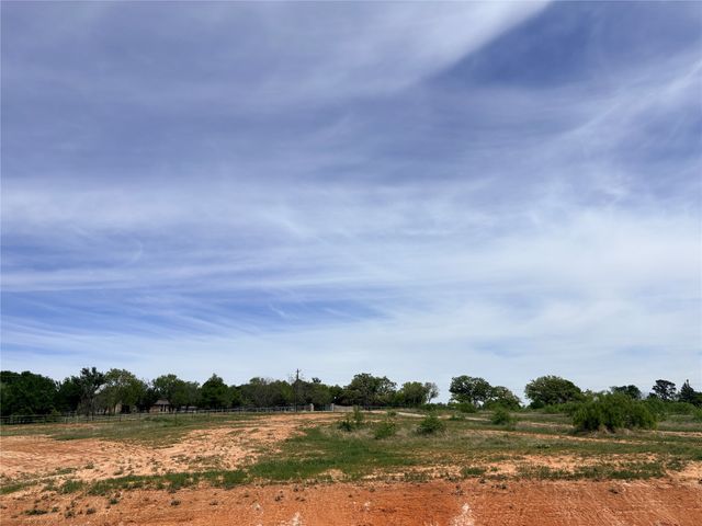 182 Daggett Drive, Decatur, TX 76234