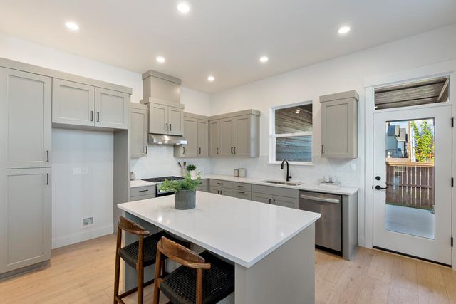 60850 SE Barstow Place, Bend, OR 97702