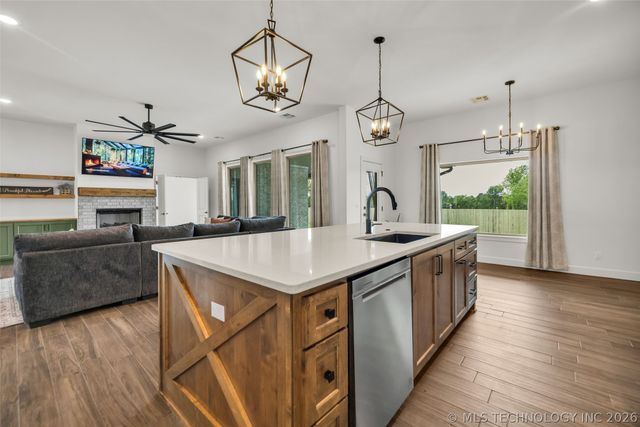 5796 S 254th East Avenue, Broken Arrow, OK 74014