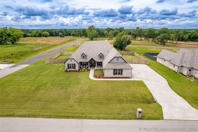 5796 S 254th East Avenue, Broken Arrow, OK 74014