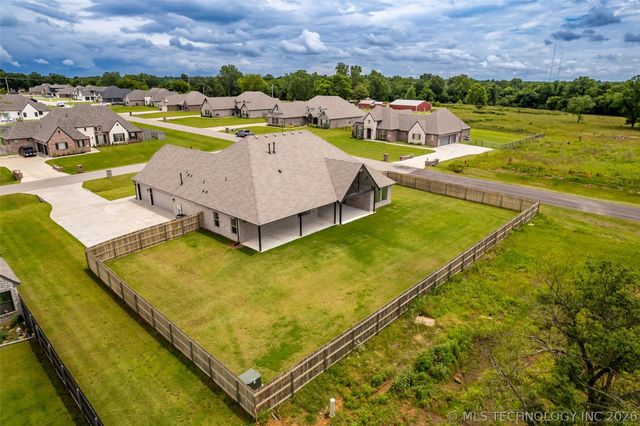 5796 S 254th East Avenue, Broken Arrow, OK 74014