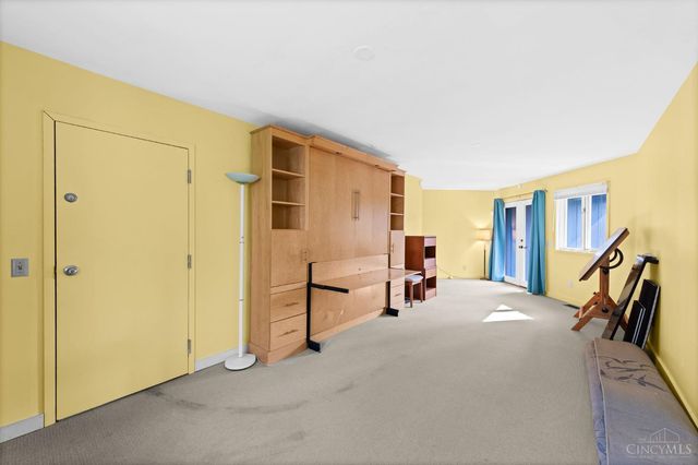 301 Wanoka Woods Drive, Terrace Park, OH 45174