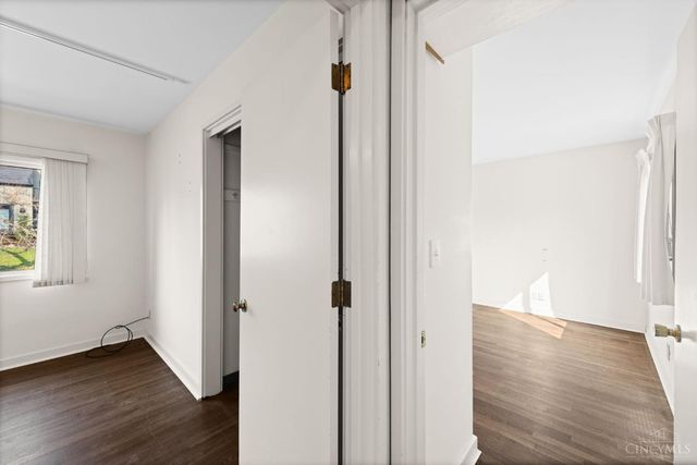 301 Wanoka Woods Drive, Terrace Park, OH 45174