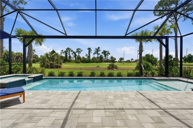 1825 Verada CT, Naples, FL 34120