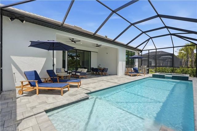 1825 Verada CT, Naples, FL 34120