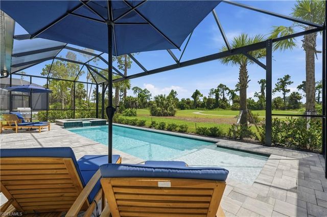 1825 Verada CT, Naples, FL 34120