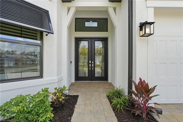 1825 Verada CT, Naples, FL 34120