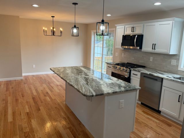 68 Homestead Ave, Springfield, MA 01151