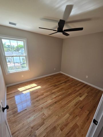 68 Homestead Ave, Springfield, MA 01151