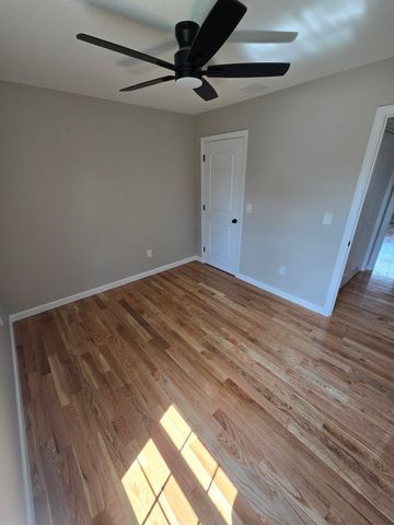 68 Homestead Ave, Springfield, MA 01151
