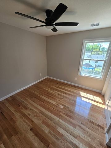 68 Homestead Ave, Springfield, MA 01151