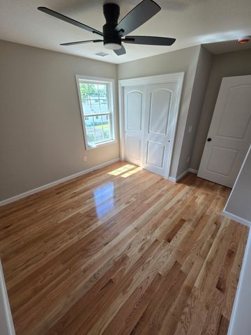 68 Homestead Ave, Springfield, MA 01151