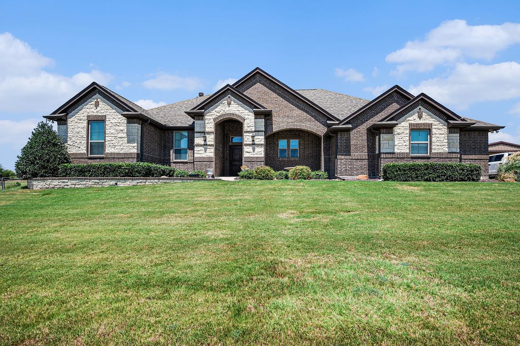 192 Owen Circle, Weatherford, TX 76087