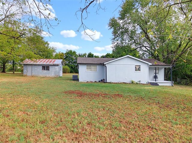 290 Hattabaugh Drive, Elkins, AR 72727
