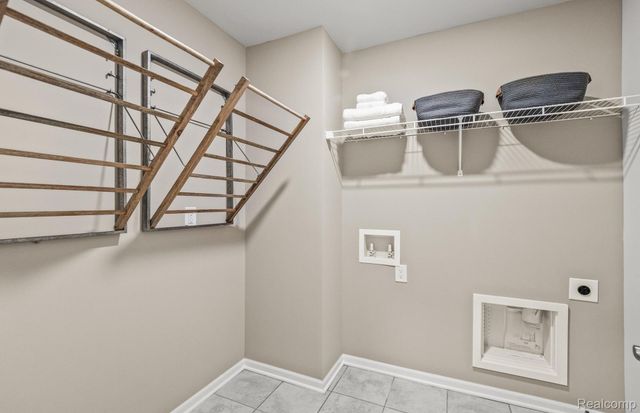 4151 Nottingham Circle, Independence Charter Township, MI 48346