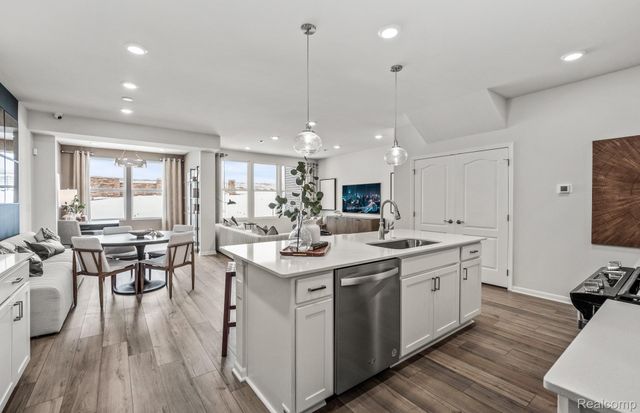 4151 Nottingham Circle, Independence Charter Township, MI 48346