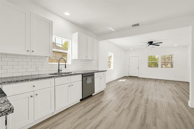 7926 Hudson Street, Houston, TX 77012