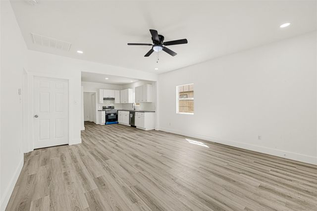 7926 Hudson Street, Houston, TX 77012