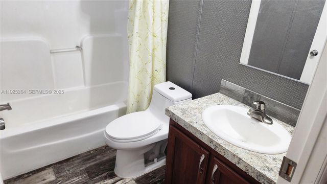 822 Heather Lane, Hallandale Beach, FL 33309