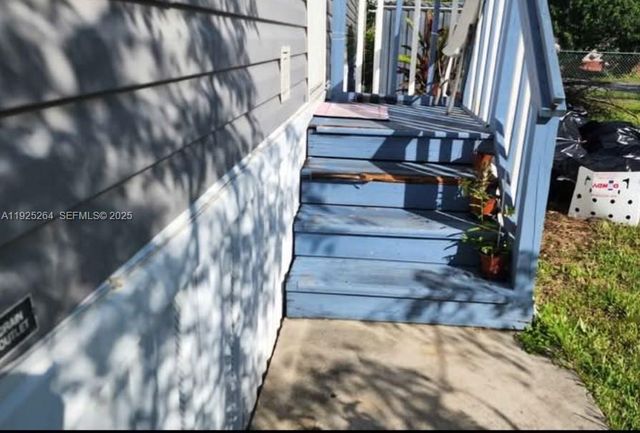 822 Heather Lane, Hallandale Beach, FL 33309