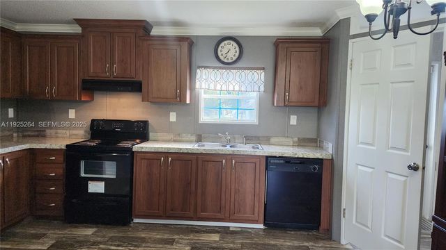 822 Heather Lane, Hallandale Beach, FL 33309