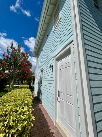 1039 Tiki Drive, Jupiter, FL 33458