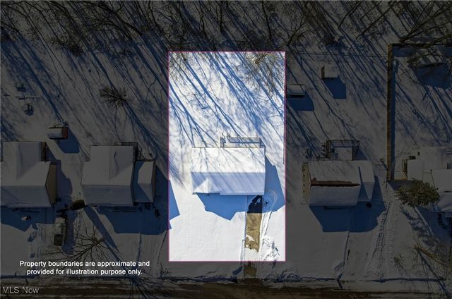 128 Bears Den Road, Leetonia, OH 44431