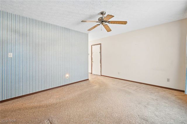 128 Bears Den Road, Leetonia, OH 44431