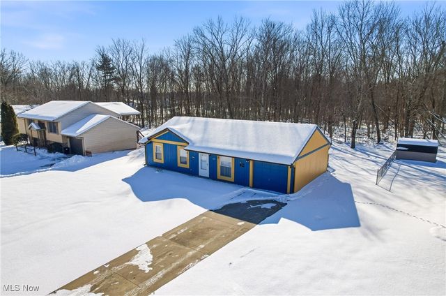 128 Bears Den Road, Leetonia, OH 44431