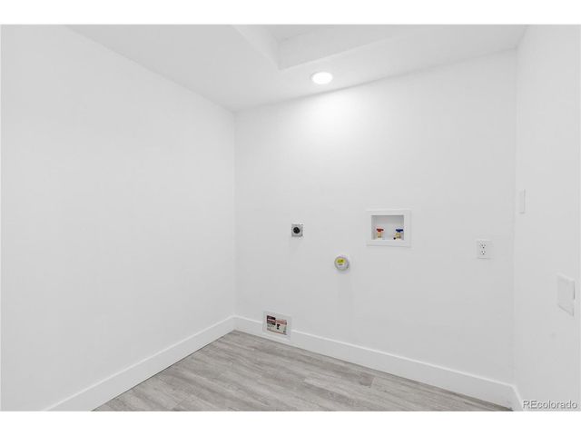 5876 W Canyon Ave, Littleton, CO 80128
