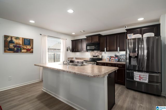 4695 BROOKSHIRE LANE, Bessemer, AL 35022