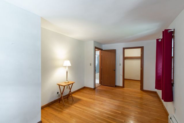 16 Crabapple Ln, Chelmsford, MA 01824