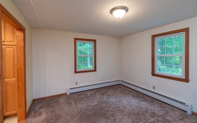 16 Crabapple Ln, Chelmsford, MA 01824