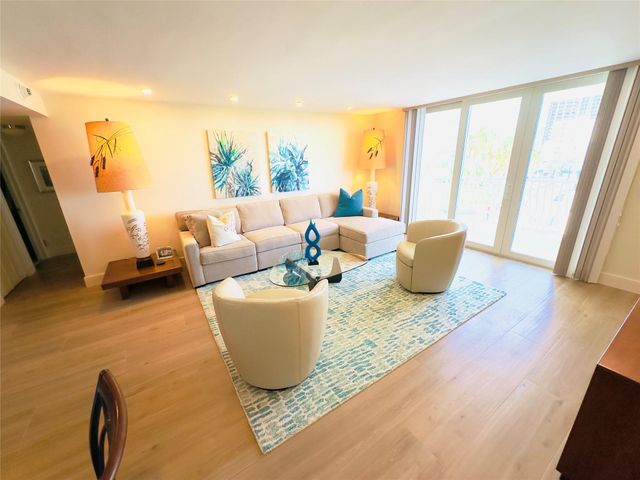 1 Las Olas Circle 513, Fort Lauderdale, FL 33316