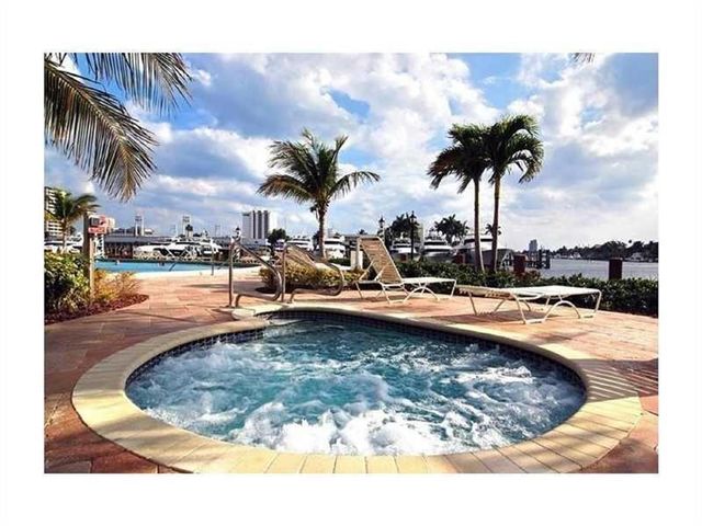 1 Las Olas Circle 513, Fort Lauderdale, FL 33316