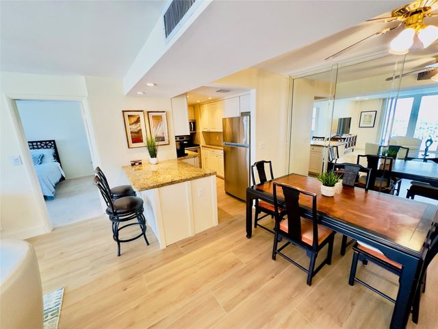 1 Las Olas Circle 513, Fort Lauderdale, FL 33316