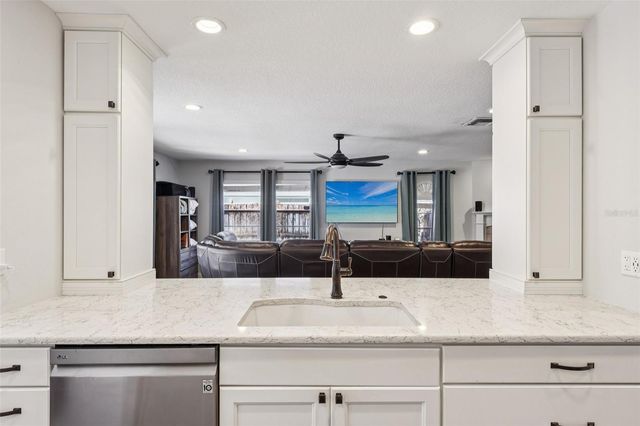 2205 BLOSSOMWOOD DRIVE, Oviedo, FL 32765