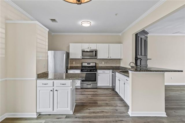 2215 Kilmington Square, Alpharetta, GA 30009