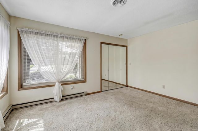 709B Arcadia Court, Kendallville, IN 46755